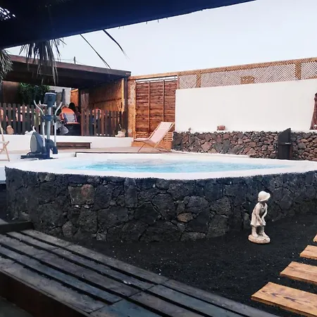 Country house Lucia - La Lava *