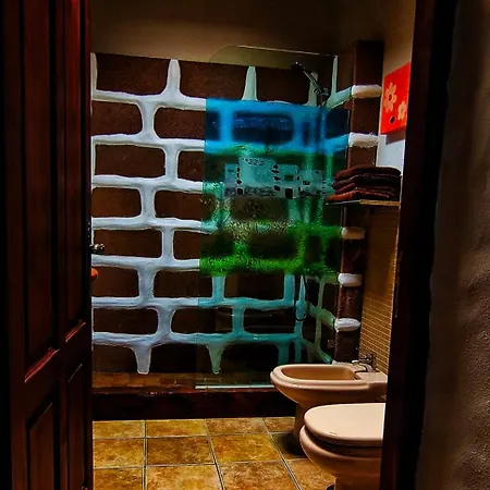 Lucia - La Lava * Macher