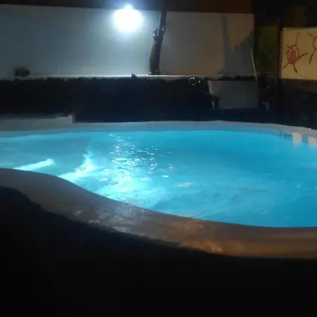 Kır Evi Lucia - La Lava