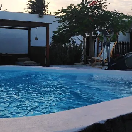 Kır Evi Lucia - La Lava *