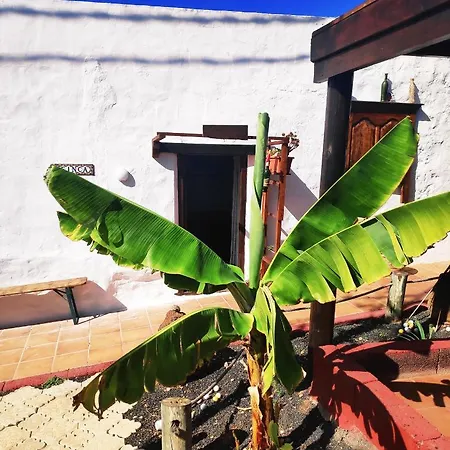 Lucia - La Lava * Macher