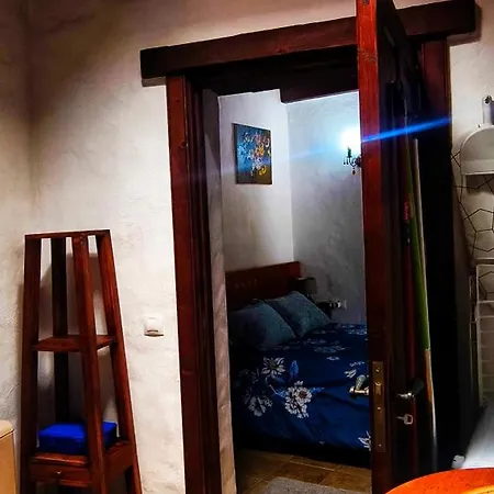 Lucia - La Lava Macher